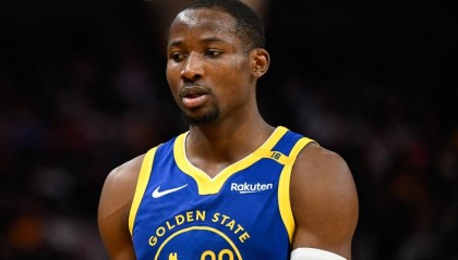 太阳用奥尼尔+理查兹+4个次轮报价库明加 遭勇士拒绝