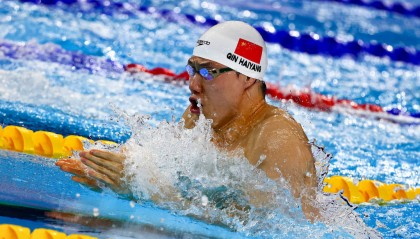 再上领奖台！覃海洋摘得游泳世锦赛50米蛙泳铜牌