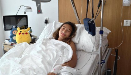 去除两块游离的碎骨！揭秘郑钦文肘部手术的前因后果