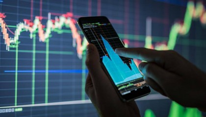 海立股份连板背后：股票直播间暗藏玄机，投顾公司连环套路