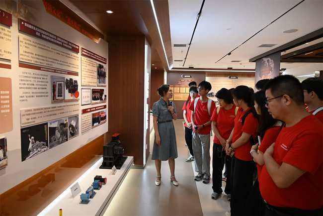 福建省大学生暑期社会实践示范队走进陕西