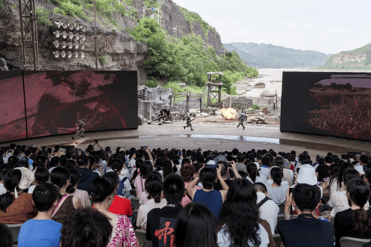 陕西壶口瀑布红色演艺掀暑期旅游热，中高考学子夏日可免费畅游