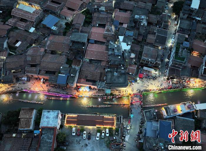 福建三溪独有端午习俗：夜赛龙舟 热闹非凡