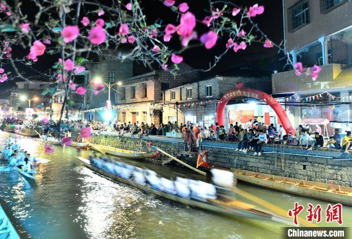 福建三溪独有端午习俗：夜赛龙舟 热闹非凡