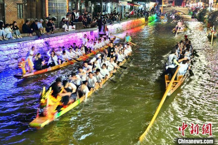 福建三溪独有端午习俗：夜赛龙舟 热闹非凡